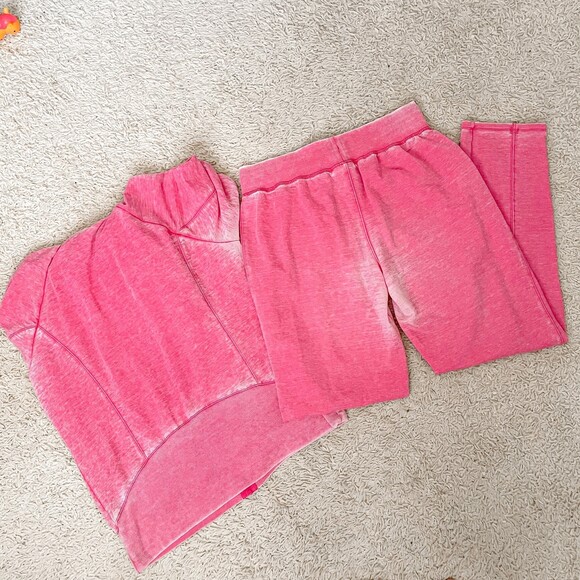 Y2K Hot Pink Jacket and Pants Tracksuit - Picture 2 of 8